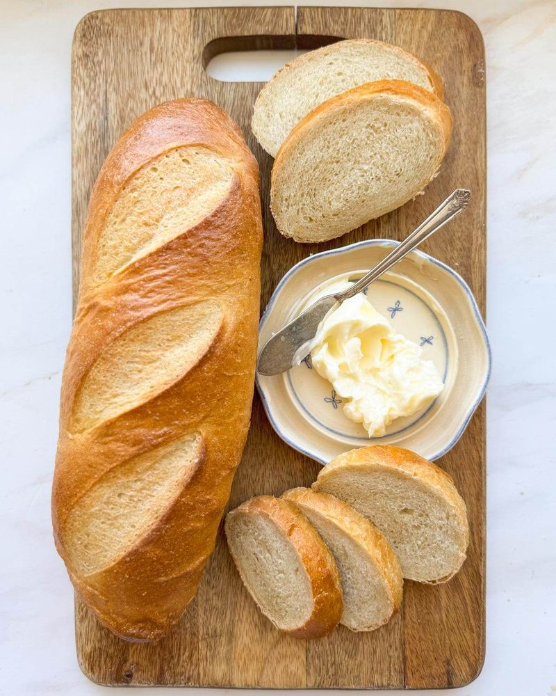 Simple French bread (beginner-friendly)