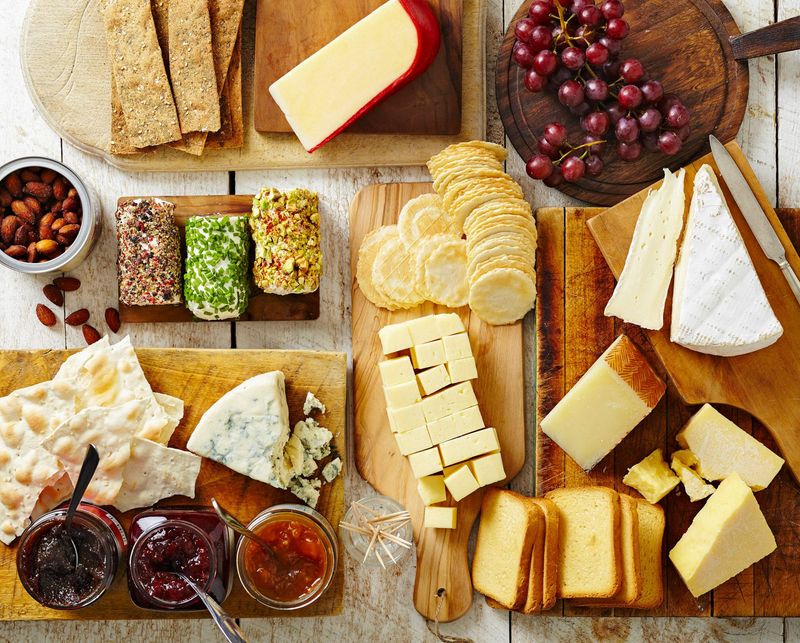 Cheese And Cracker Plate