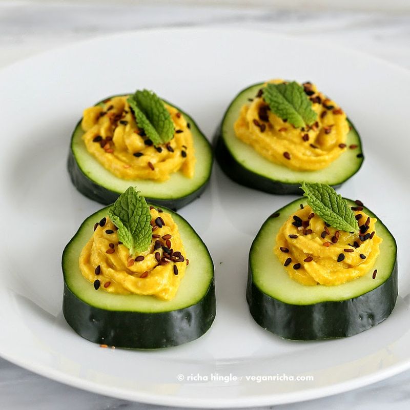 Cucumber And Hummus Coins