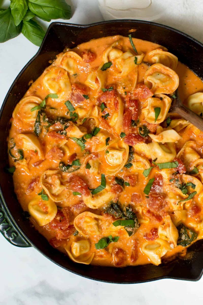 Creamy Tomato Tortellini Skillet