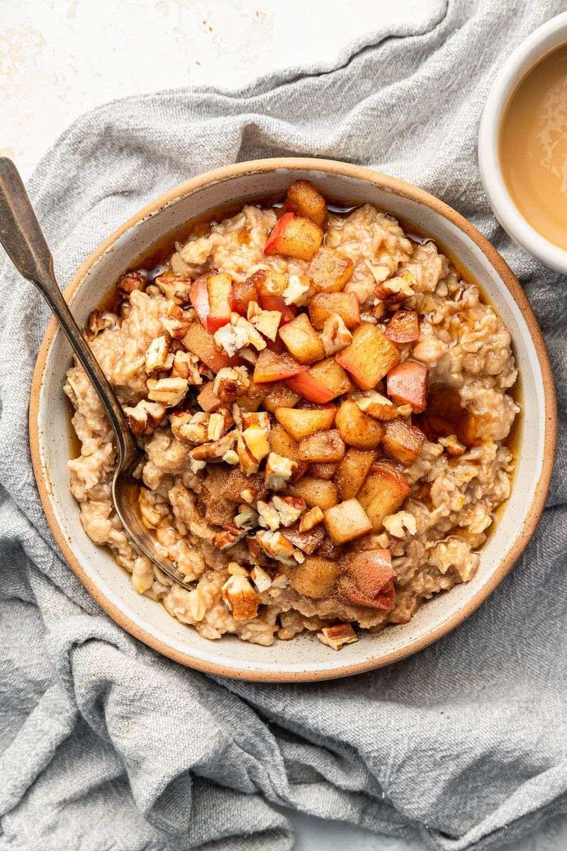 Apple Cinnamon Oatmeal