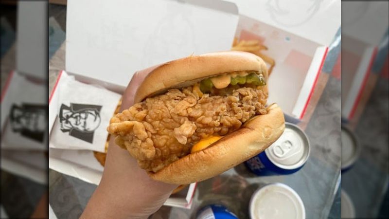 KFC Classic Chicken Sandwich