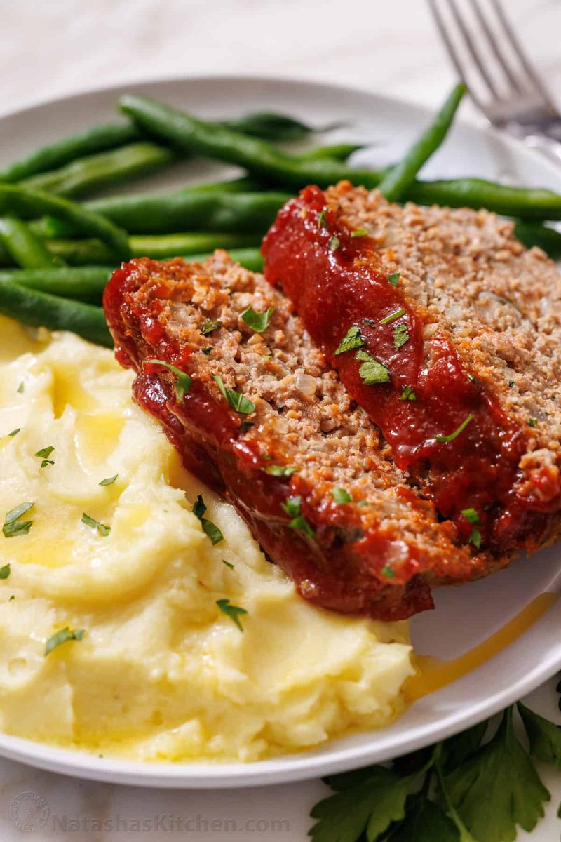 Classic Meatloaf with Tomato Glaze