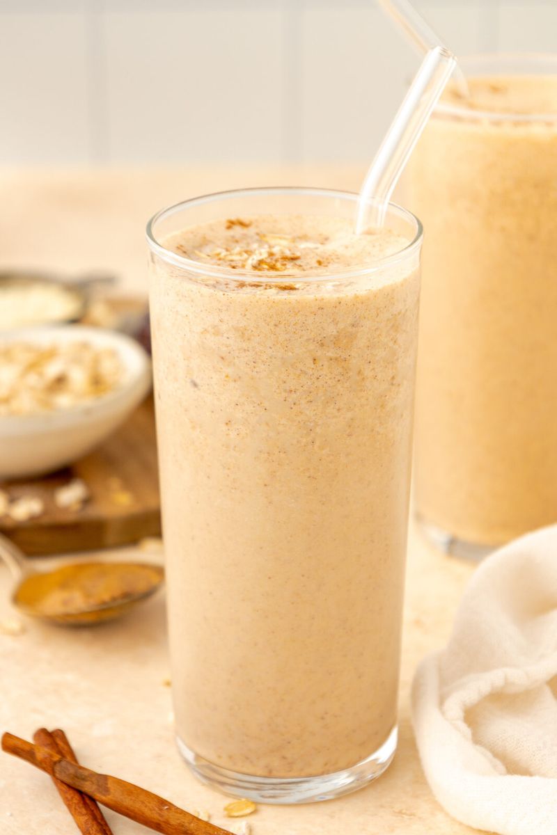 Oatmeal Cookie Breakfast Shake