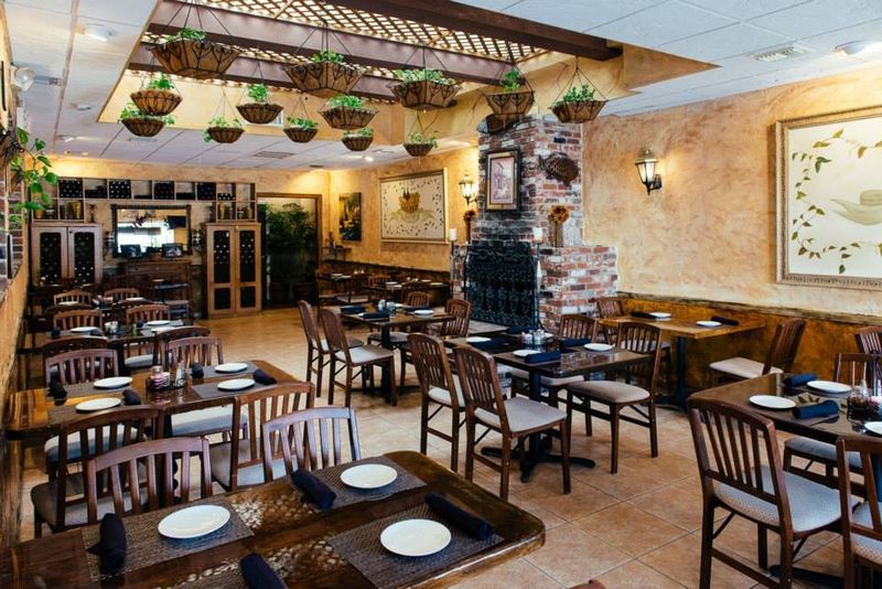 Umberto's: Old-School Italian That Never Disappoints