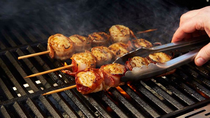 Garlic-Grilled Sea Scallops Skewers