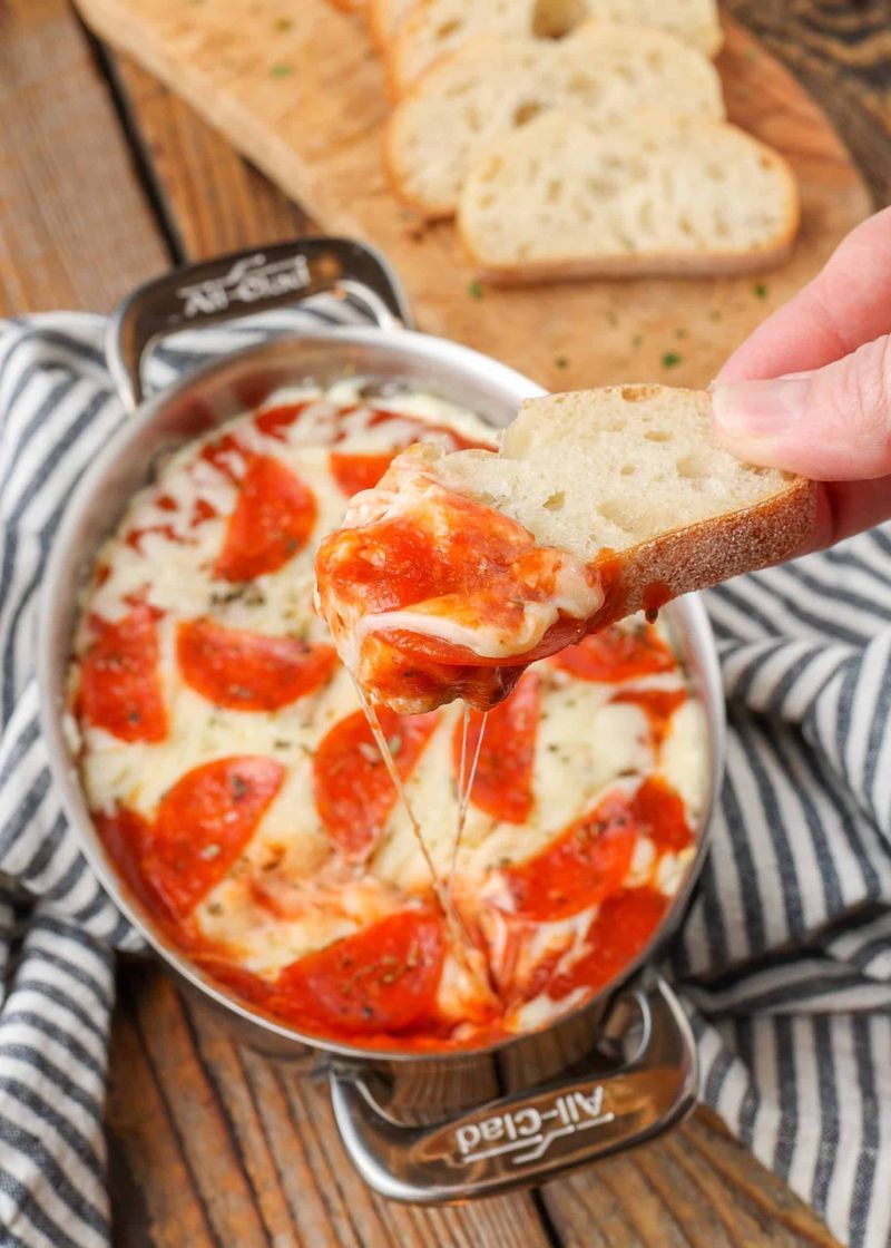 Warm Pepperoni Pizza Dip