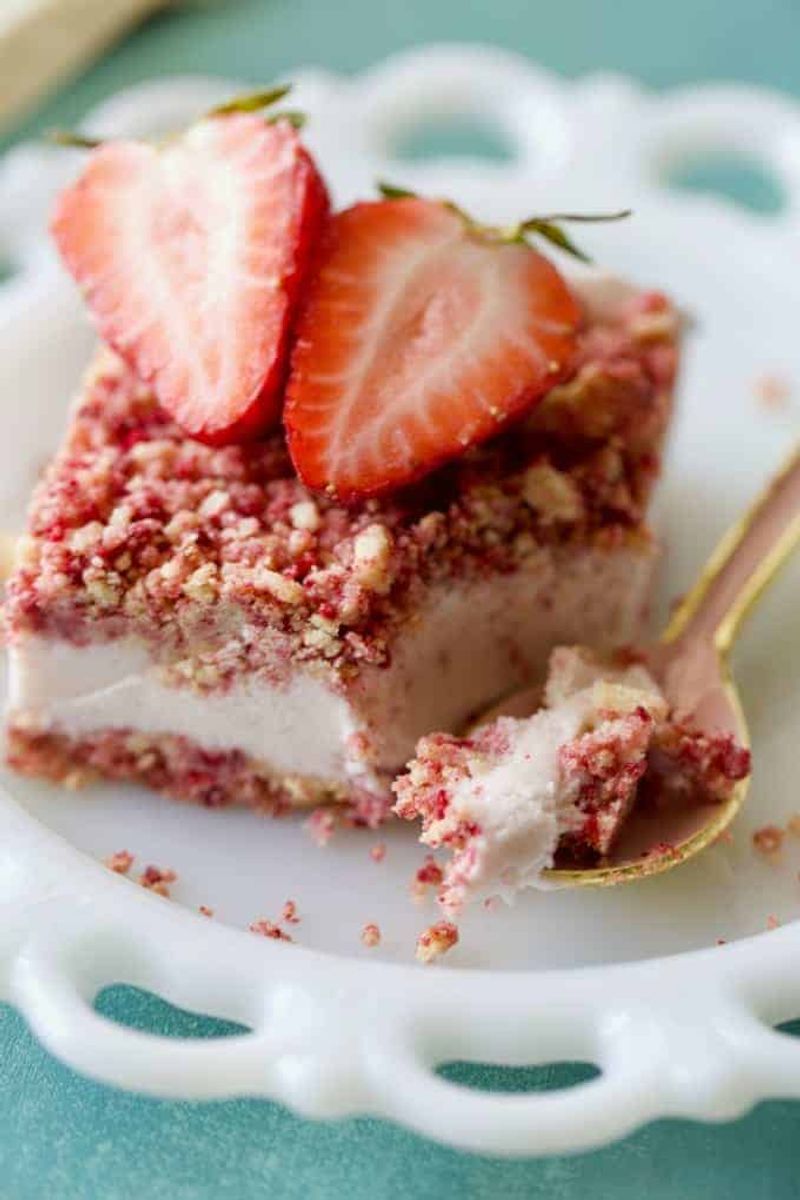 Strawberry Shortcake Bars