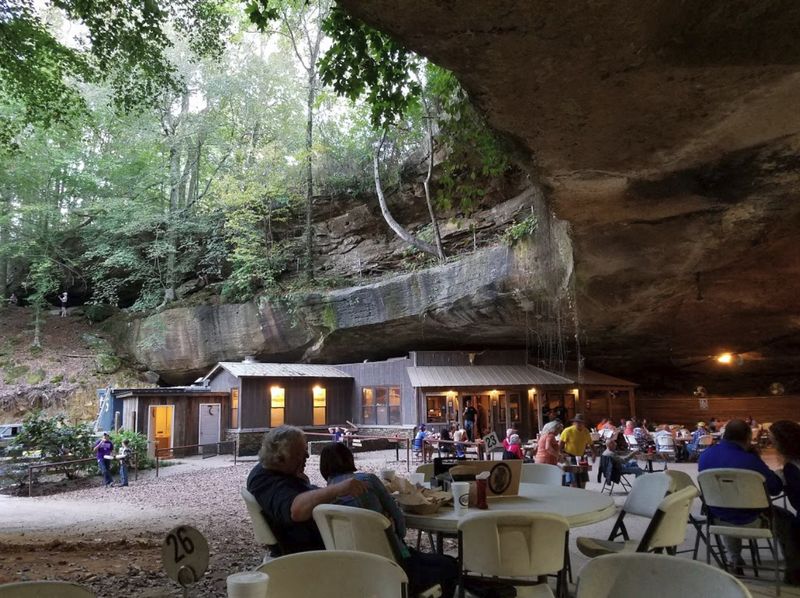 Rattlesnake Saloon (Alabama)