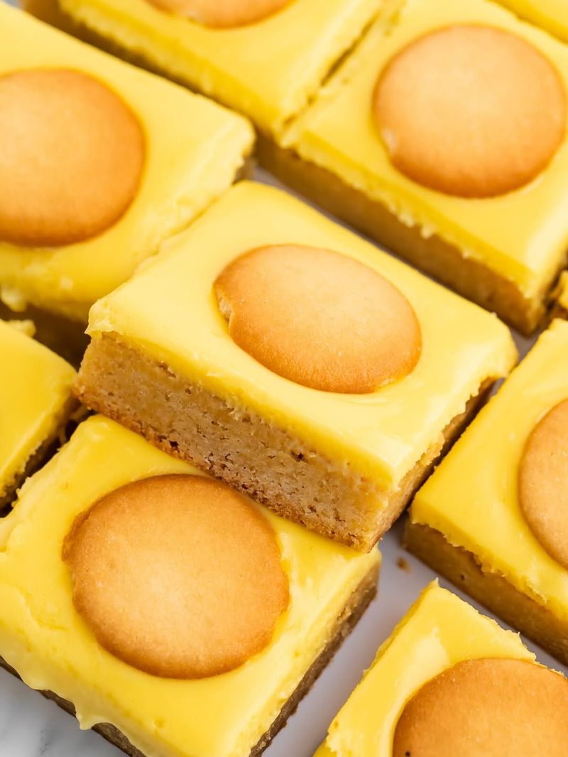 Banana Pudding Blondie Bars