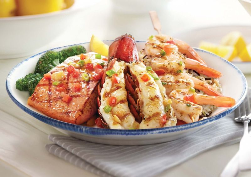 Red Lobster — Simply Grilled Salmon