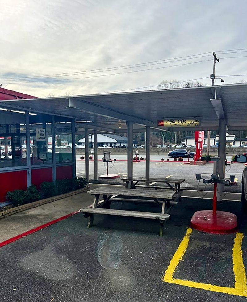 Hound's Drive-In (Charlotte, NC)