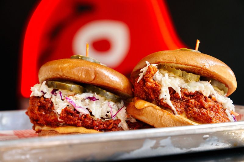 Hattie B's Hot Chicken (Tennessee)