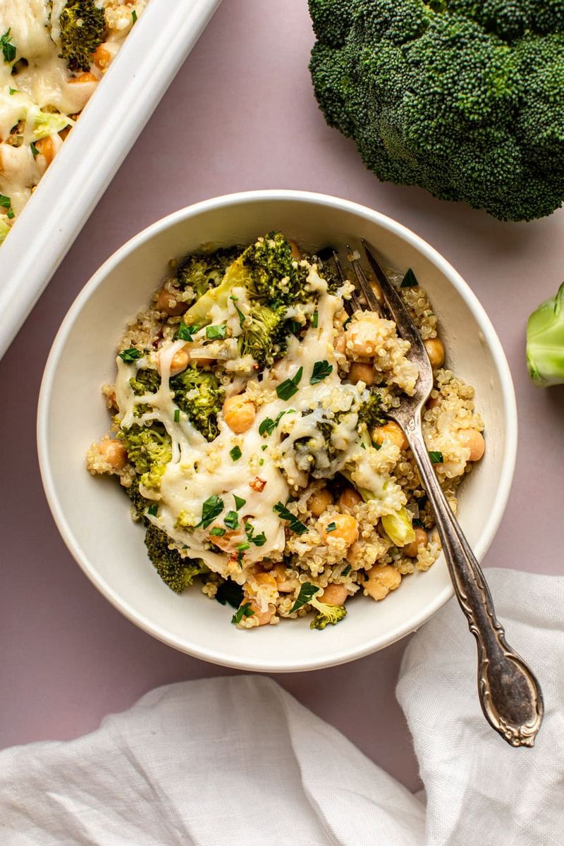 Cheesy Broccoli Quinoa Bake