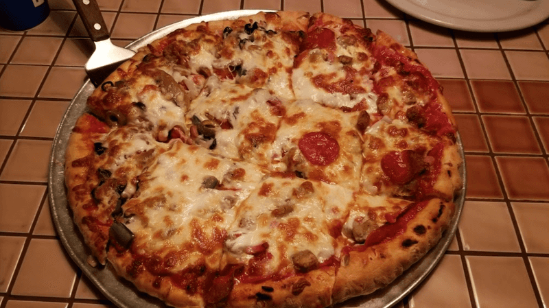 Tommy's Famous A Pizzeria — Mountain View