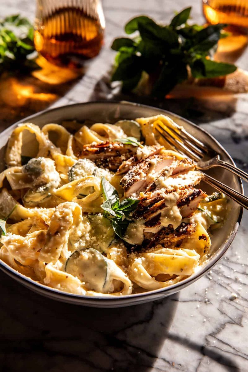 Chicken And Zucchini Alfredo Pasta