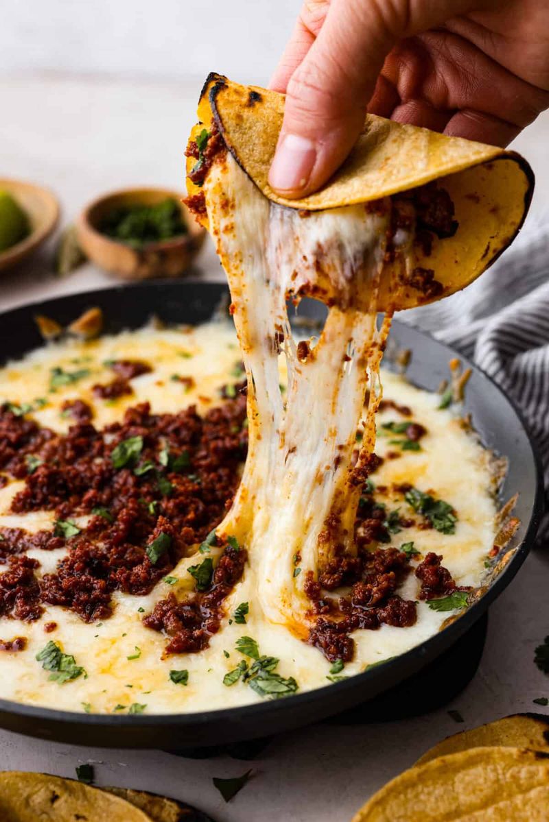 Proper queso fundido stretch