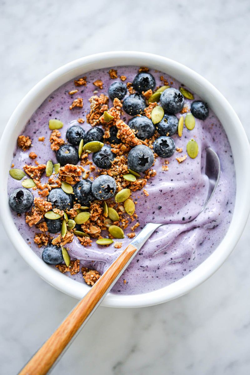 Blueberry Banana Smoothie Bowl