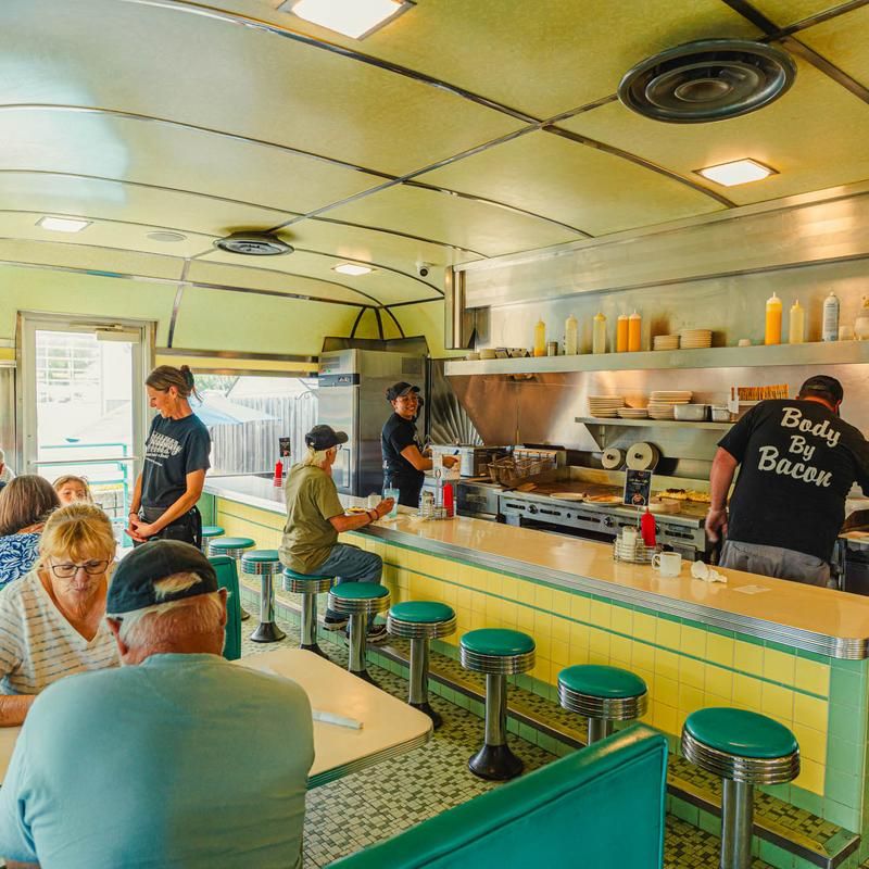 Broadway Diner (Baraboo)