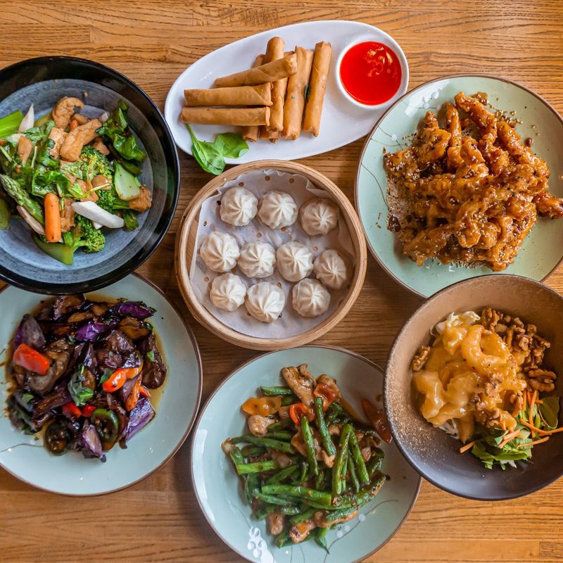 Begoni Bistro: Modern Chinese With Elegant Flair