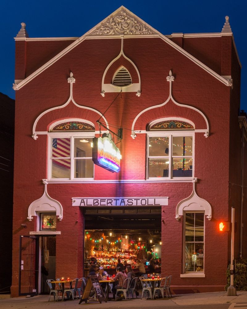 The Silver Dollar - Kentucky