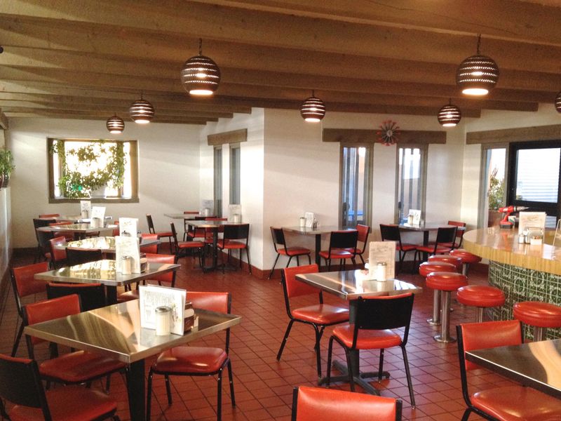 Duran's Central Pharmacy (diner), Albuquerque