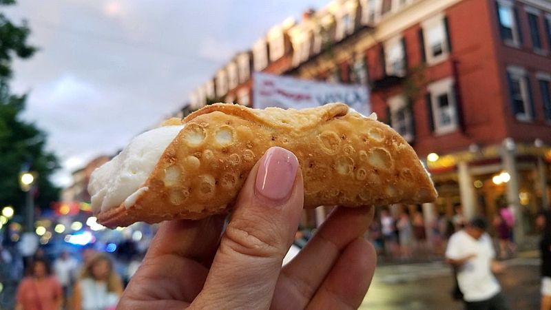 Cannoli in Boston’s North End