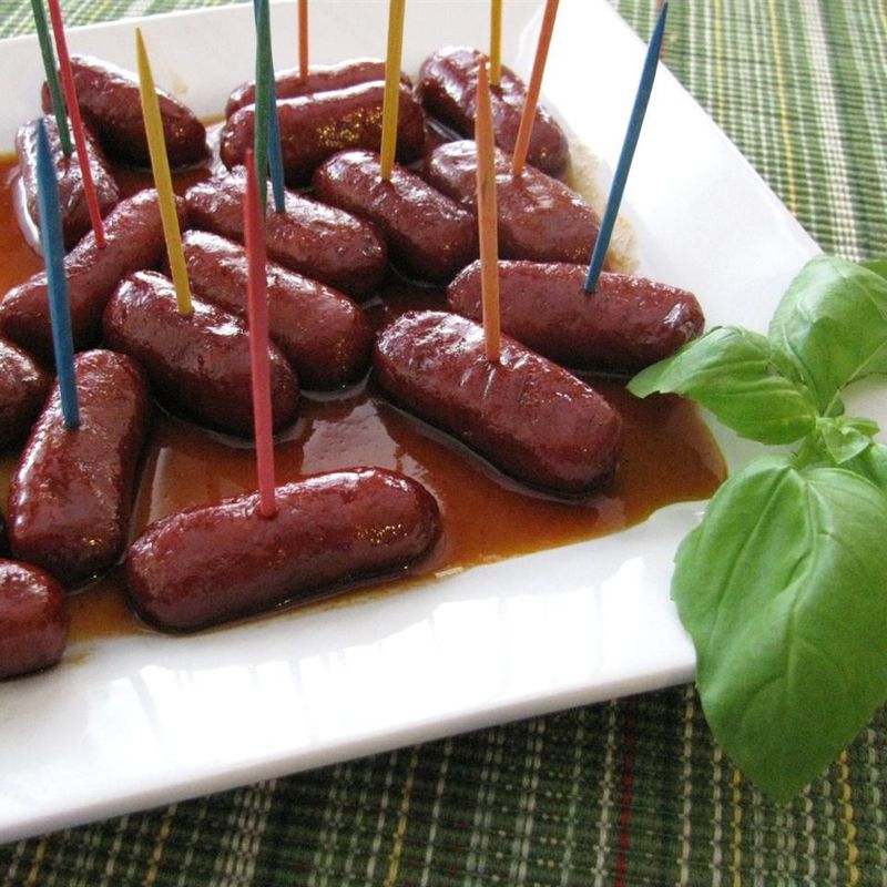Cocktail Wieners in Grape Jelly Sauce