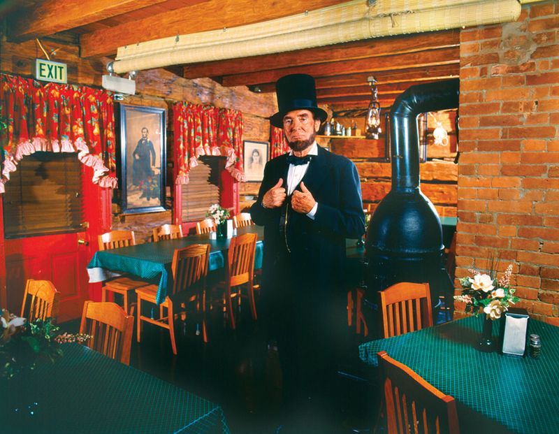 The Log Inn (Indiana)