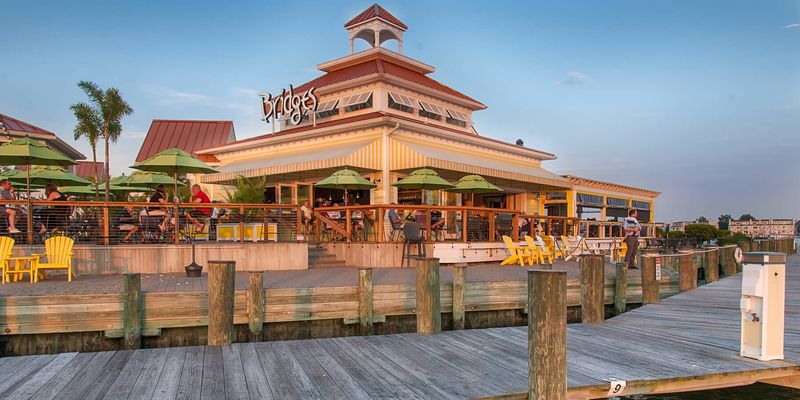 Bridges Dining & Waterfront Bar — Kent Narrows