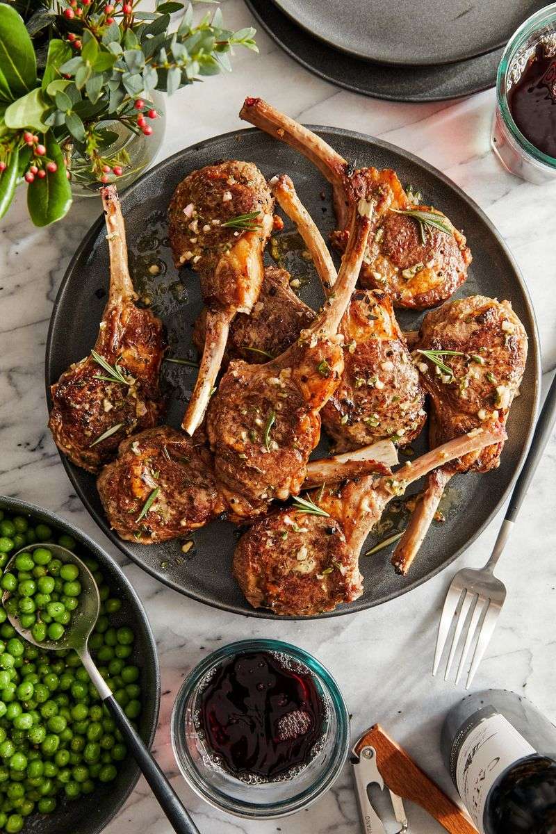 Garlic and rosemary lamb chops