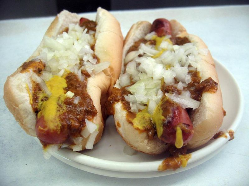 Michigan — Detroit Coney Dog (coney shops)