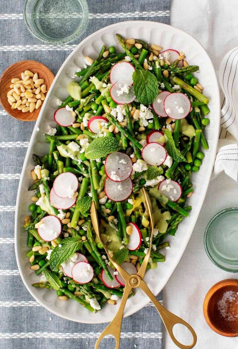 Asparagus and pea salad