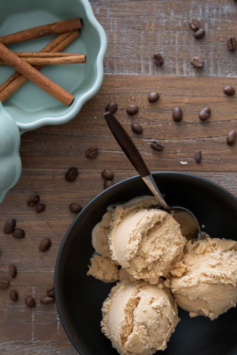 Clove and Burnt Sugar