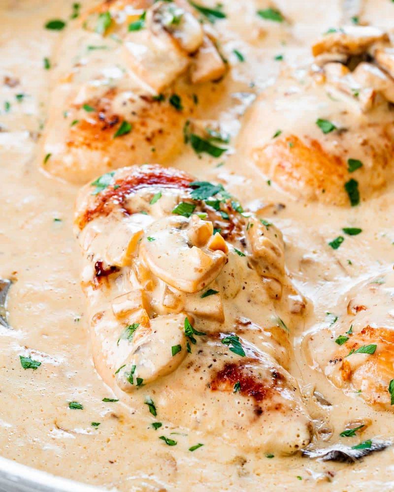Steakhouse-Style Mushroom Sauce Chicken
