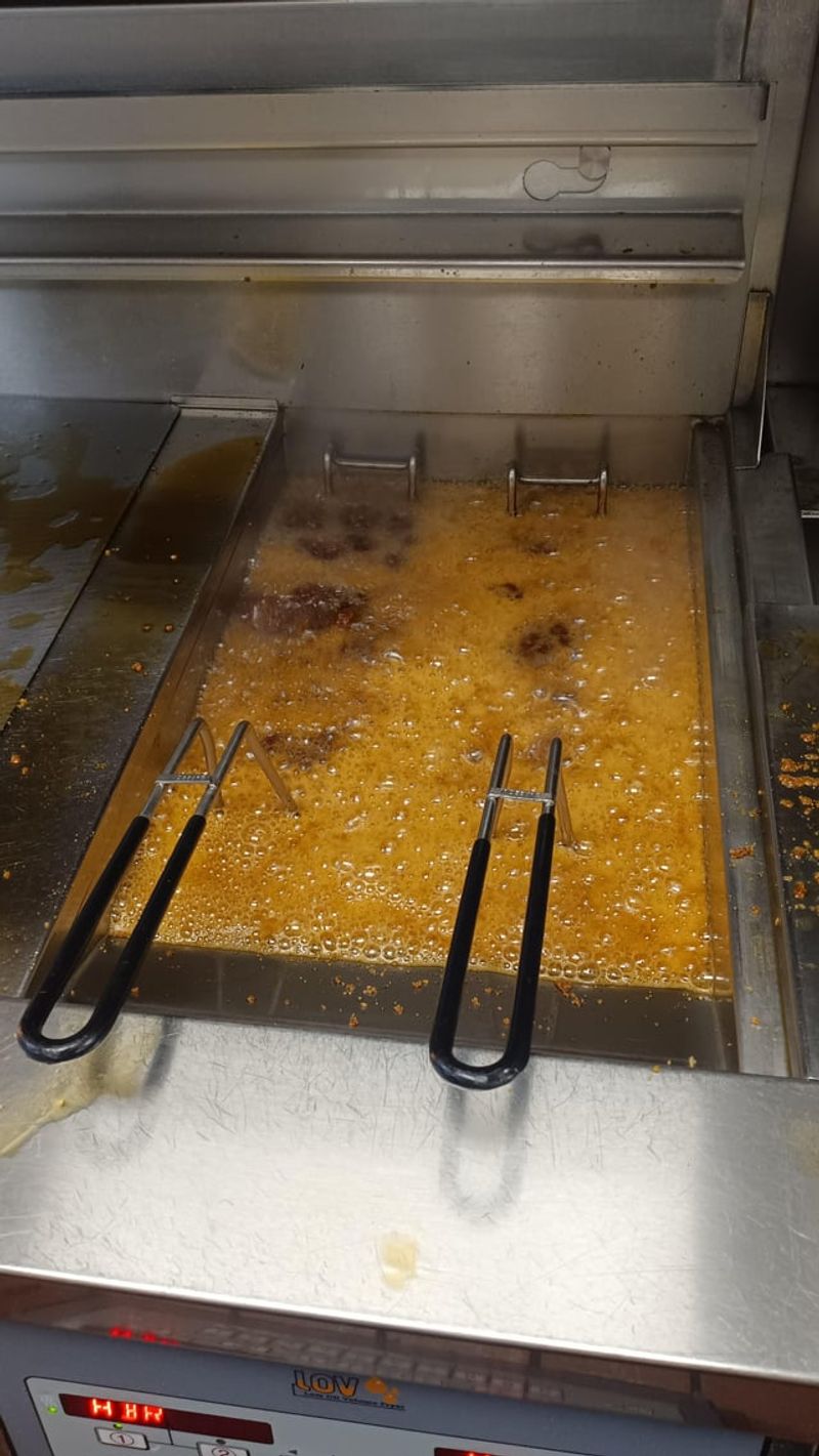 Myth: The darker the oil, the worse it is