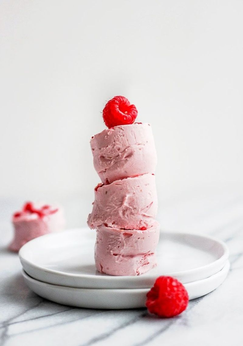 Raspberry Cream Cheese Fat Bombs