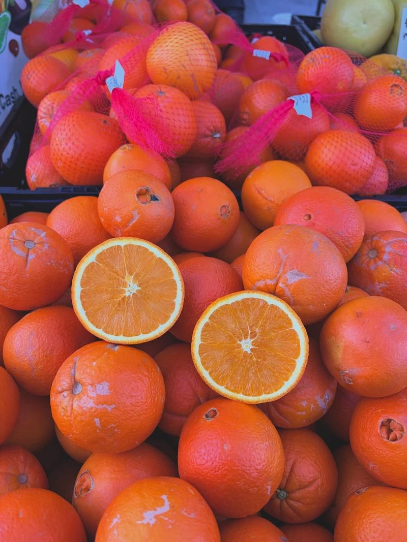 Oranges
