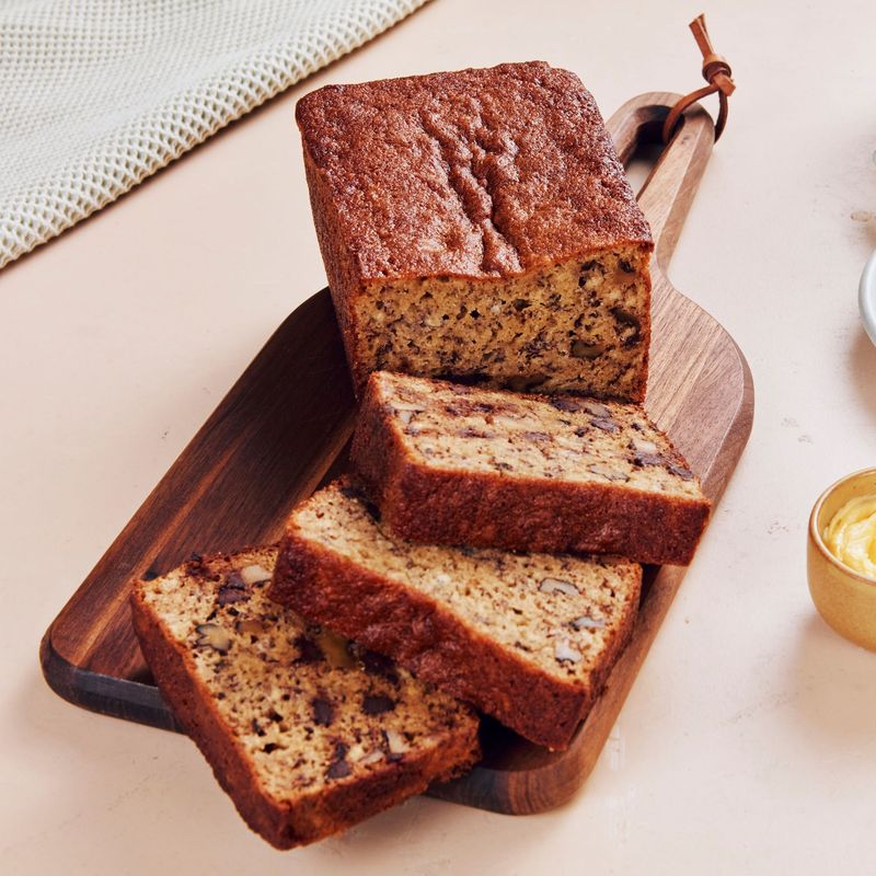Banana Bread with Walnuts