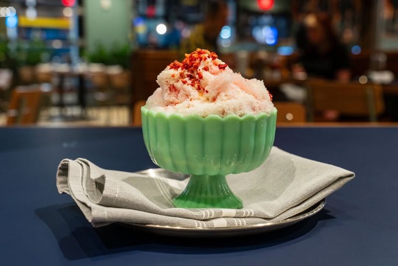 Gooey Butter Cake Sundae (Missouri)