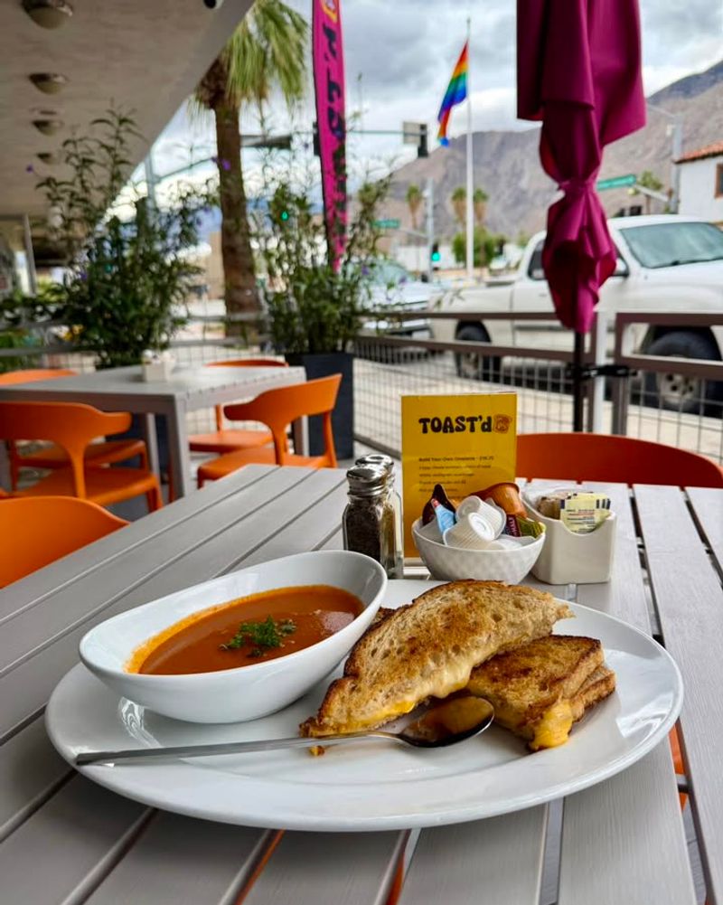Soup and Bread Combo
