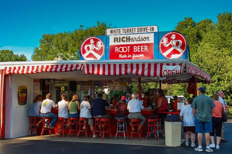 White Turkey Drive-In - Conneaut