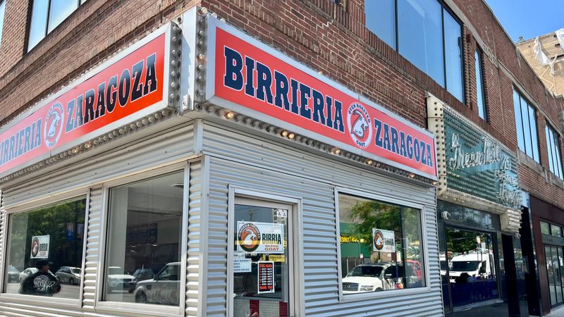 Birrieria Zaragoza - Chicago, IL