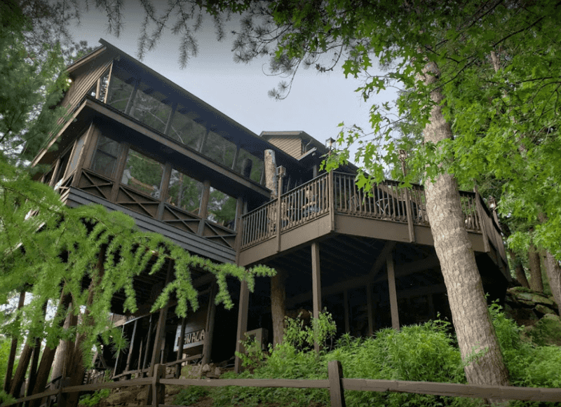 Supper Club at Ishnala (Wisconsin)