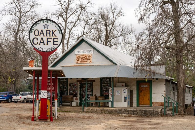 Arkansas: Oark General Store (Oark)