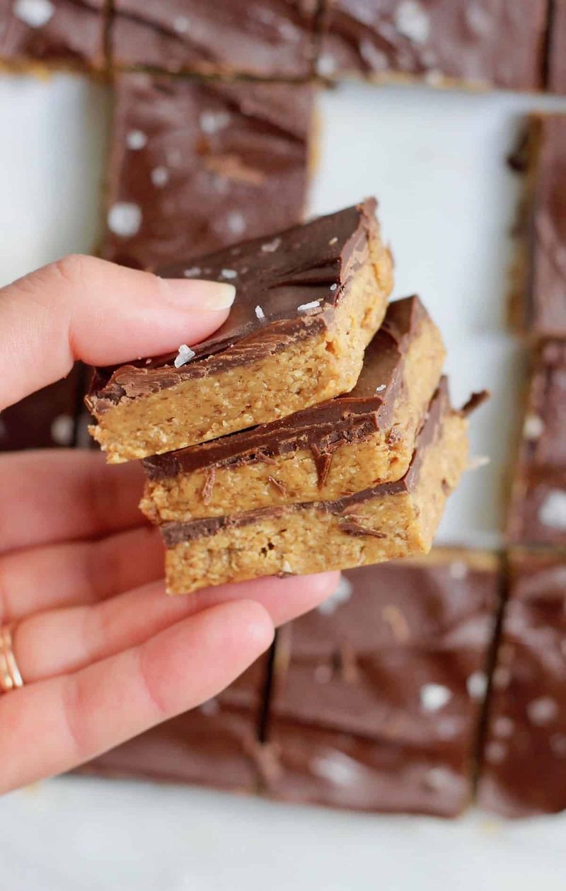 No-Bake Chocolate Peanut Butter Bars