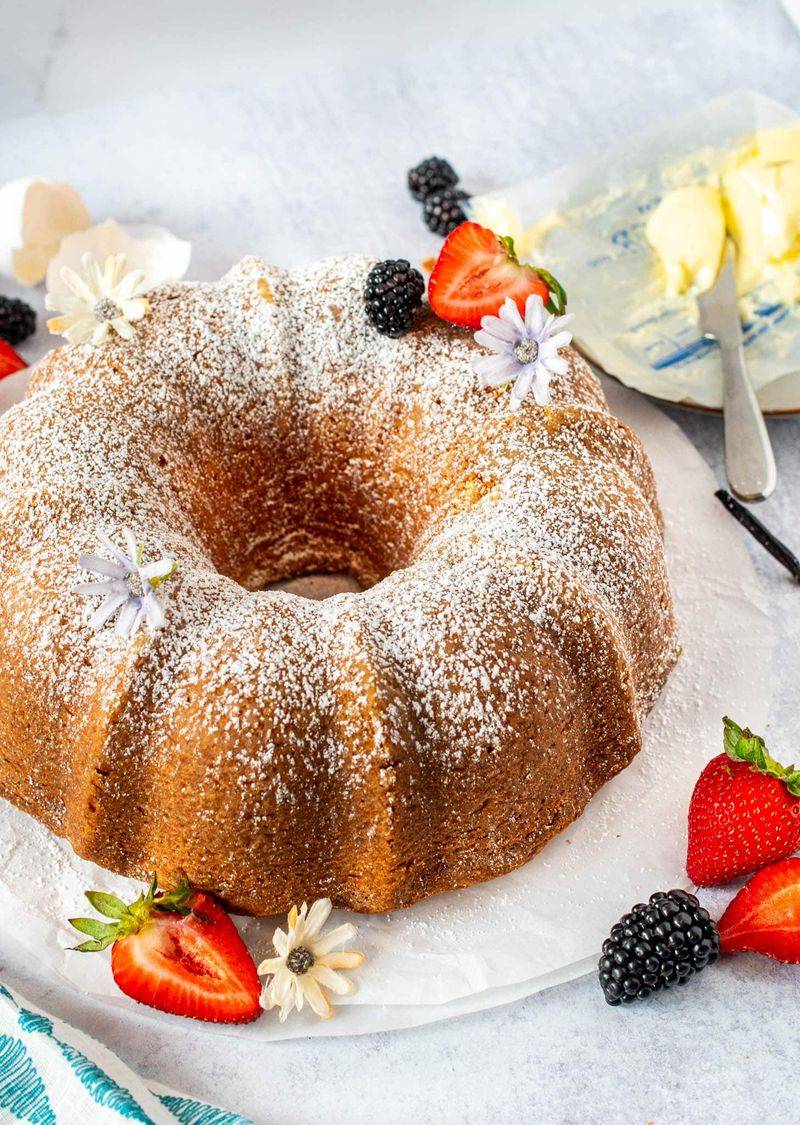 Classic Vanilla Pound Cake