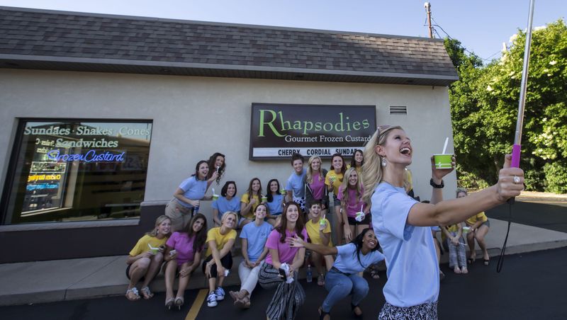 Rhapsodies Frozen Custard (Oshkosh)