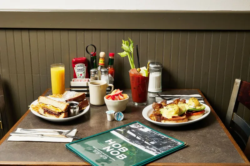 Hob Nob Restaurant & Lounge — Tacoma, WA