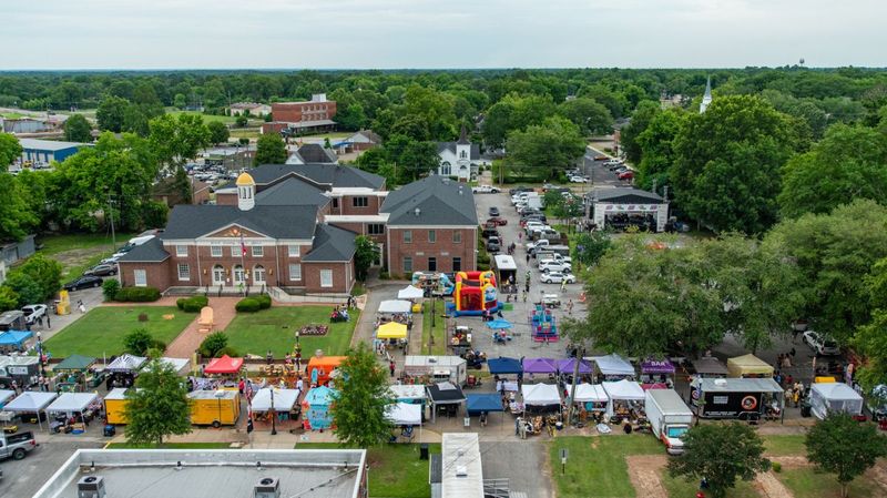 Georgia Peach Festival (Fort Valley & Byron)